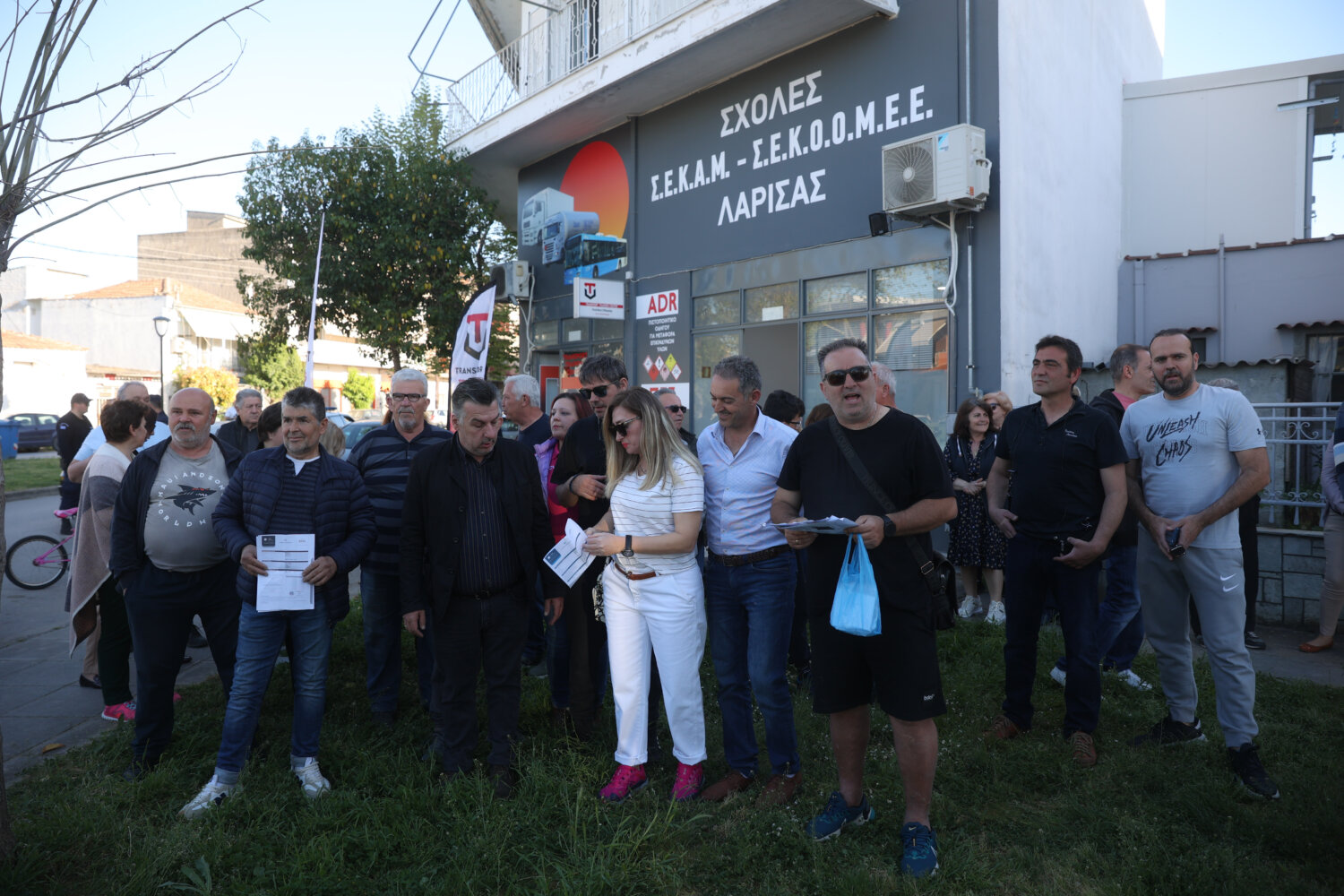 Οι πλημμυροπαθείς καίνε τα εκκαθαριστικά του ΕΝΦΙΑ