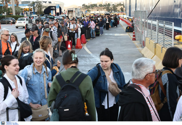 λιμάνι Πειραιά - Πάσχα