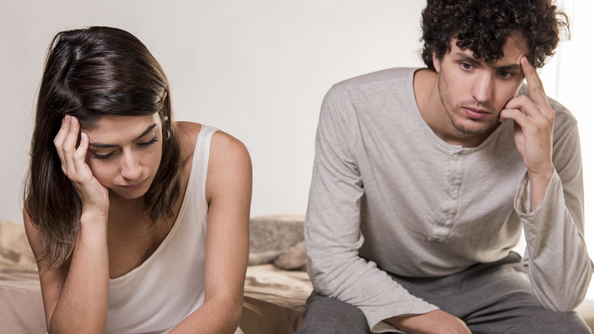 7 κοινές εμπειρίες της παιδικής ηλικίας όσων είναι ελεγκτικοί και κτητικοί στις σχέσεις τους