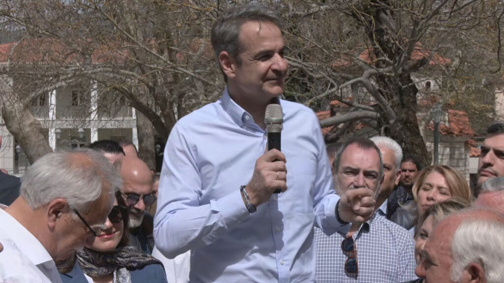 Μητσοτάκης από Καλάβρυτα: Κάποιοι βουλιάζουν τον τόπο σε μία ατμόσφαιρα τοξικότητας