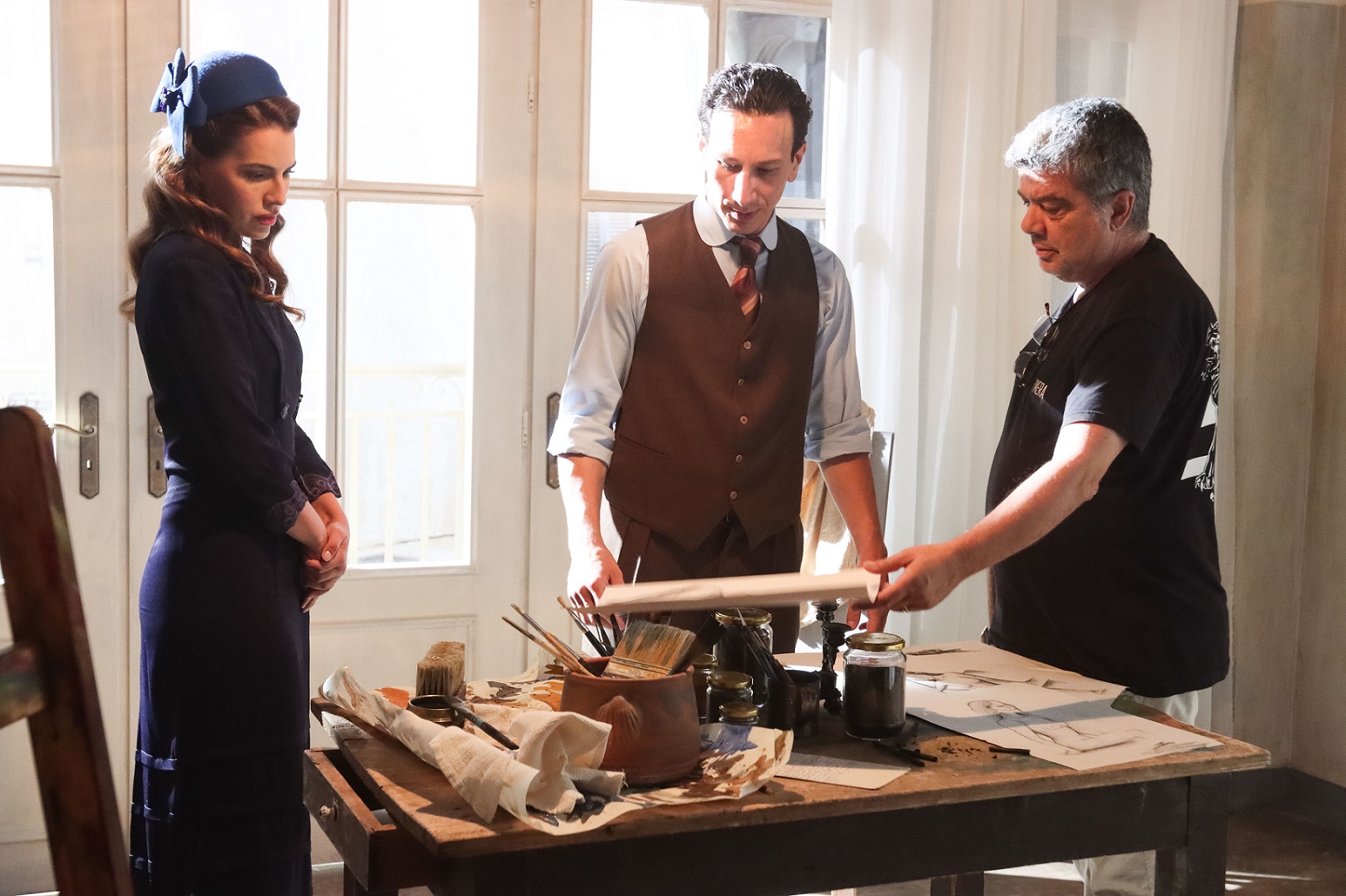 O Σπύρος Μιχαλόπουλος στο enikos.gr: «Οι Πανθέοι θα μείνουν στον κόσμο σαν παράδειγμα καλής και ποιοτικής σειράς»