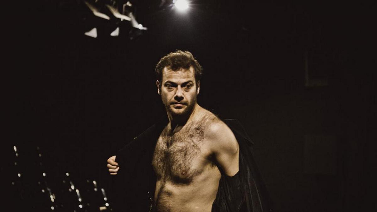 Ορέστης Τζιόβας: Τα θέματα σεξουαλικότητας δεν θα έπρεπε να είναι ταμπού σήμερα