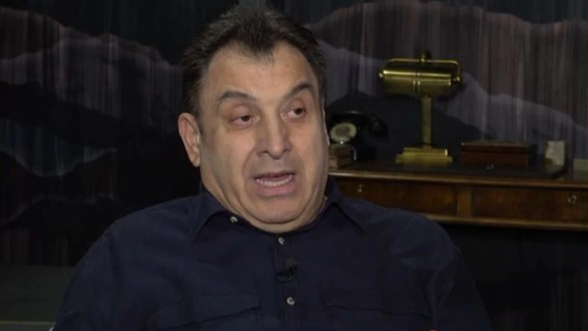 Πάνος Σταθακόπουλος: «Σκοτώθηκε ο ξάδερφος μου και την ίδια μέρα έπρεπε να πάω στο θέατρο και να χτυπιέμαι πάνω σε ένα φέρετρο»