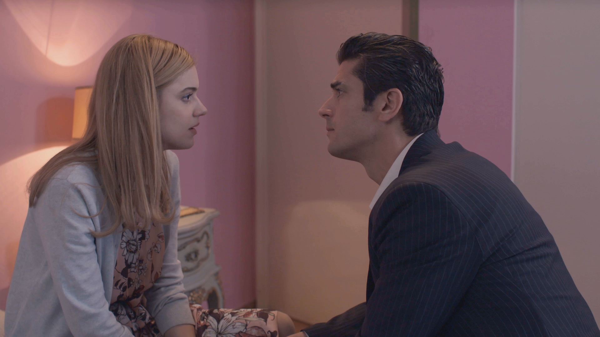 Ο Παράδεισος των κυριών- Η Αμαλία αποφυλακίζεται