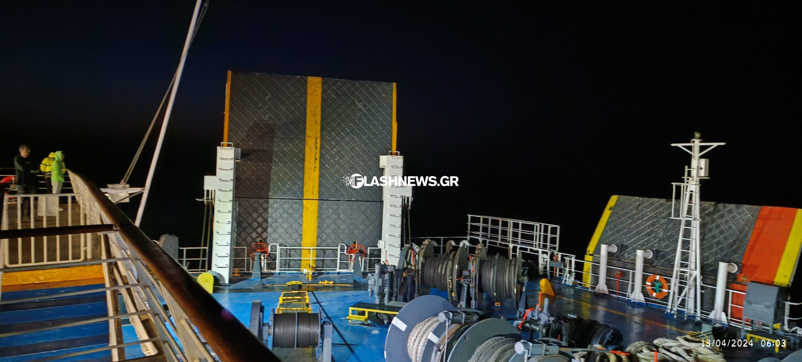 Ύδρα: Επιβάτης πλοίου έπεσε στη θάλασσα – Και δύο ελικόπτερα στις έρευνες