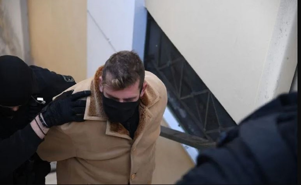 Δίκη προπονητή ιστιοπλοΐας – Ξέσπασε η μητέρα της αθλήτριας: «Της στέρησε την παιδική ηλικία»