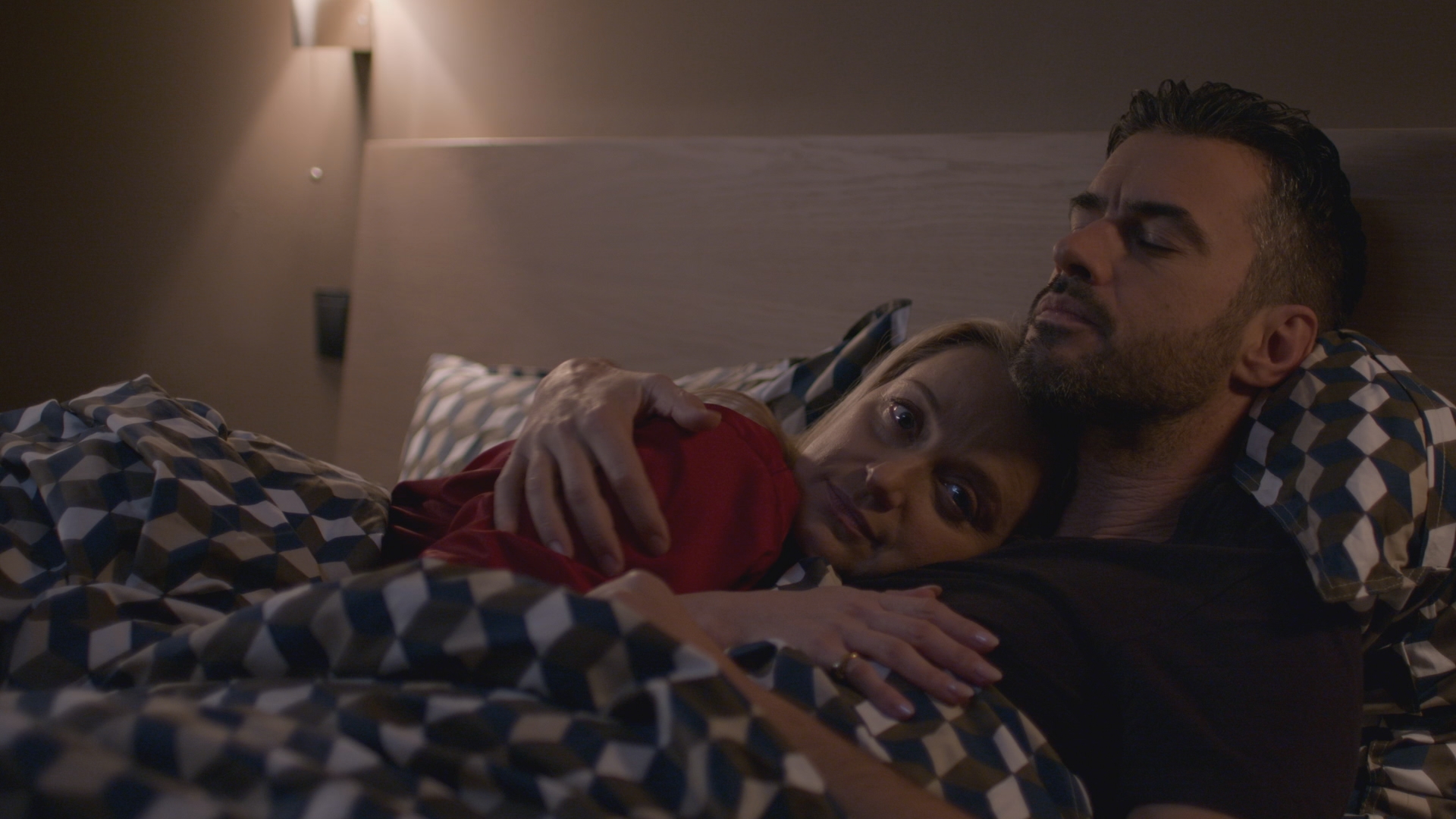 Ο πρώτος από εμάς: Ο Νικόλας έχει δεύτερες σκέψεις σχετικά με την υιοθεσία της μικρής Μελίνας