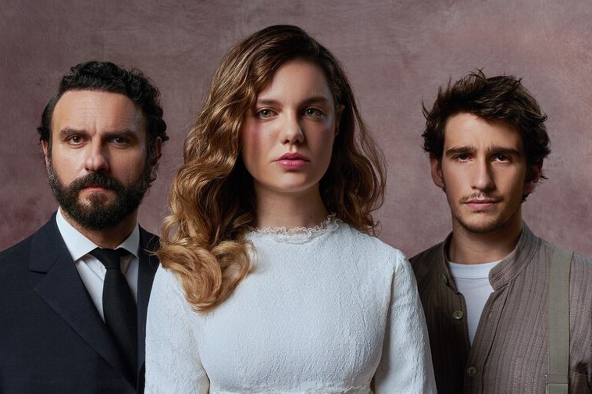 Το Προξενιό της Ιουλίας: Η διπλή αποκάλυψη κατά τη διάρκεια του τραπεζιού στο αρχοντικό Προβιού θα προκαλέσει μεγάλη αναστάτωση