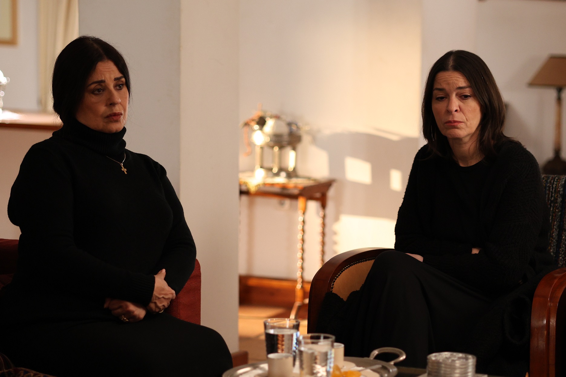 Σασμός – Sneak preview 24/4: Ο Χρήστος χάνει τη γη κάτω από τα πόδια του