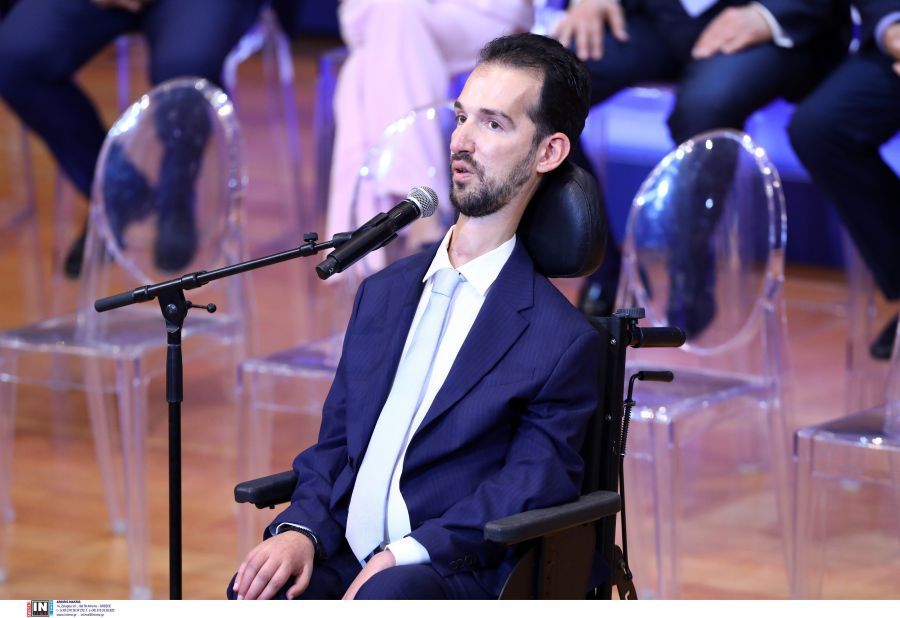 Στέλιος Κυμπουρόπουλος