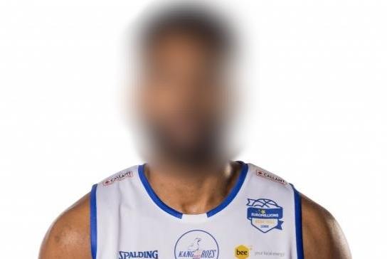 «Με έπιασε από τον λαιμό, με χαστούκισε και με δάγκωσε στην πλάτη» – Τι κατήγγειλε η σύντροφος του μπασκετμπολίστα του Περιστερίου