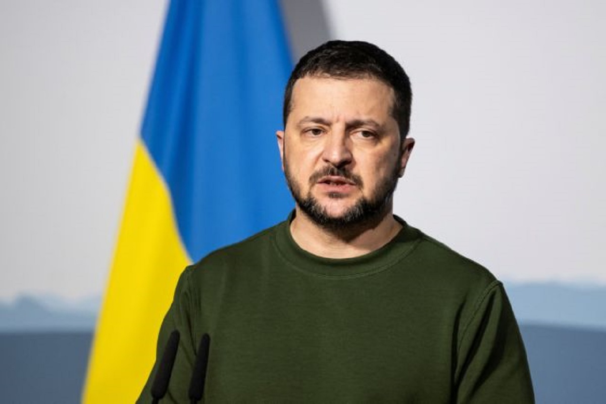 Ουκρανία: Ο Ζελένσκι υπέγραψε αμφιλεγόμενο νόμο για την επιστράτευση
