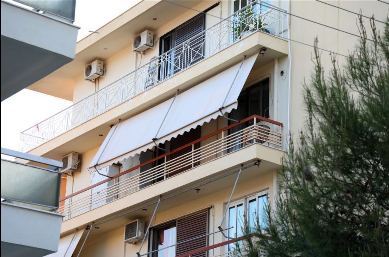 Γλυφάδα: Σεσημασμένος ο 29χρονος που αυτοκτόνησε μετά τον ξυλοδαρμό της συντρόφου του – Το τροχαίο με εγκατάλειψη και τα ναρκωτικά