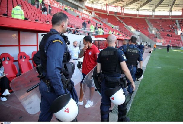 Ολυμπιακός ΑΕΚ