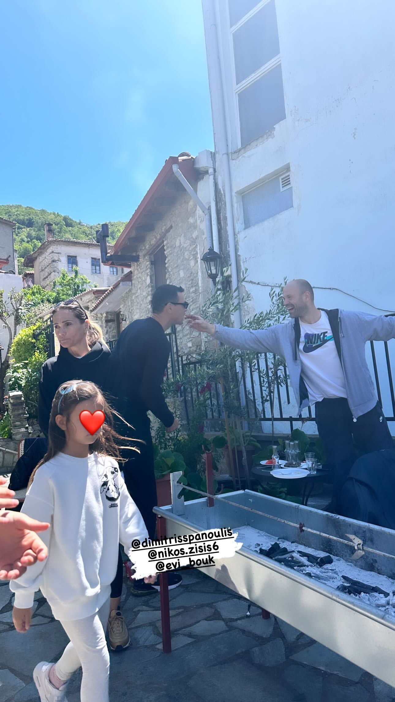 Νίκος Ζήσης