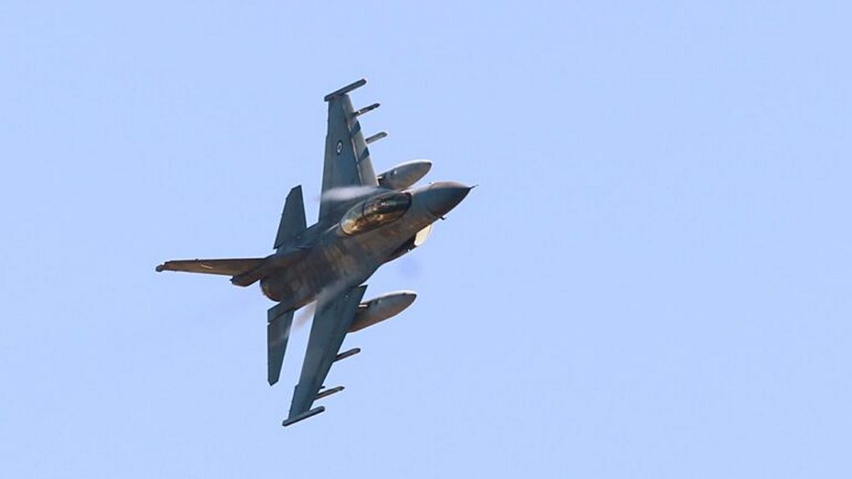 ΗΠΑ: Μαχητικό αεροσκάφος συνετρίβη σε εθνικό πάρκο του Νέου Μεξικού – Σώος ο πιλότος