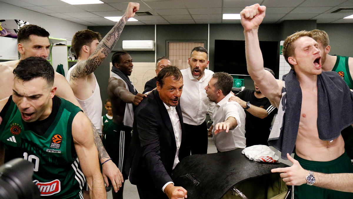 Παναθηναϊκός: Χαμός στα αποδυτήρια του «τριφυλλιού» μετά την πρόκριση στο Final 4 – ΒΙΝΤΕΟ