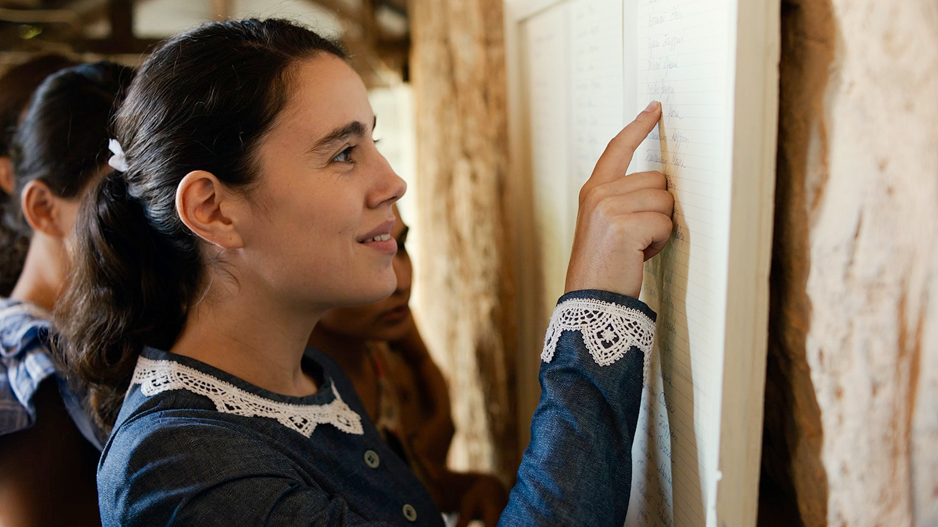 Ψυχοκόρες: Ο Ερμής αποφασίζει να πει στη Μάγια για τη σχέση του Παύλου με τη Βασιλική