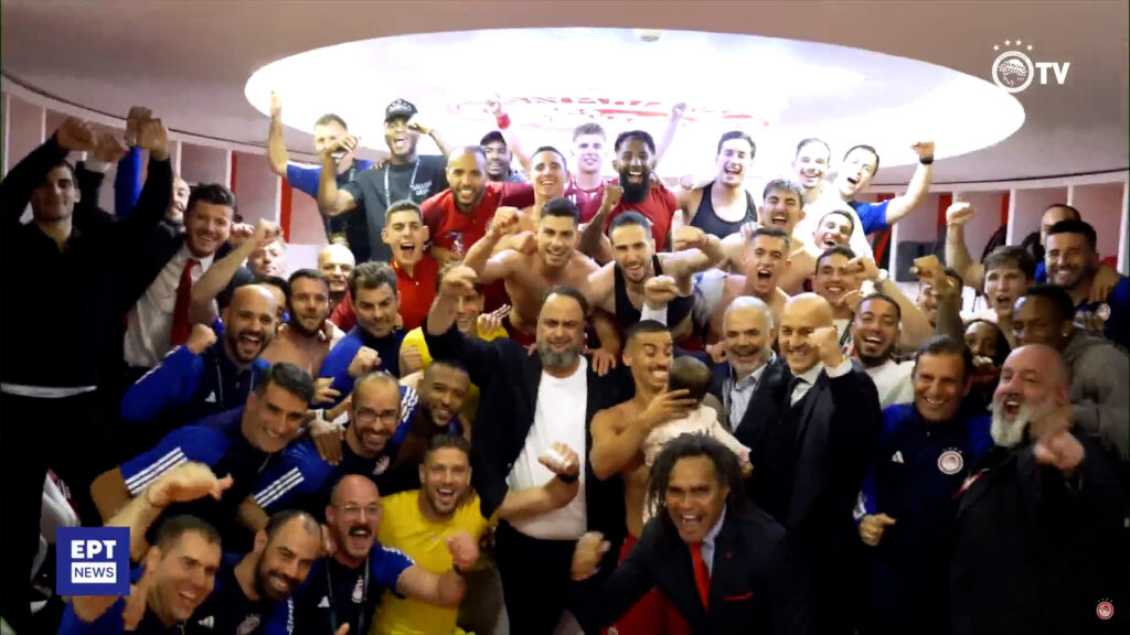 Μαρινάκης στα αποδυτήρια