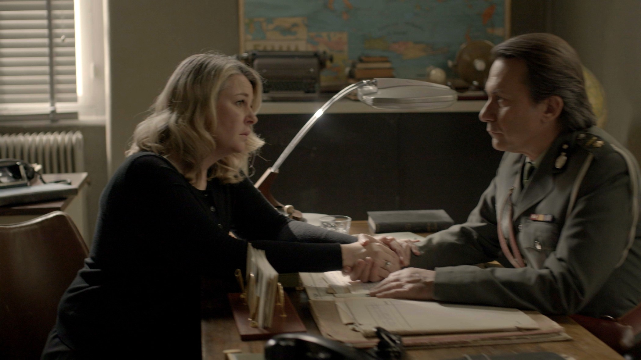 Το προξενιό της Ιουλίας: Ο Προβιός στήνει παγίδα στον Γρηγόρη