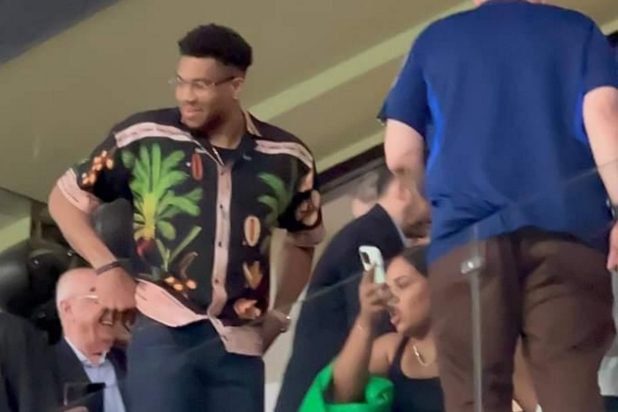 Αντετοκούνμπο