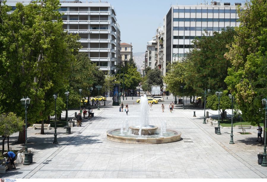 Πάσχα: Έρημη πόλη η Αθήνα – Άδειασαν οι δρόμοι – Δείτε βίντεο