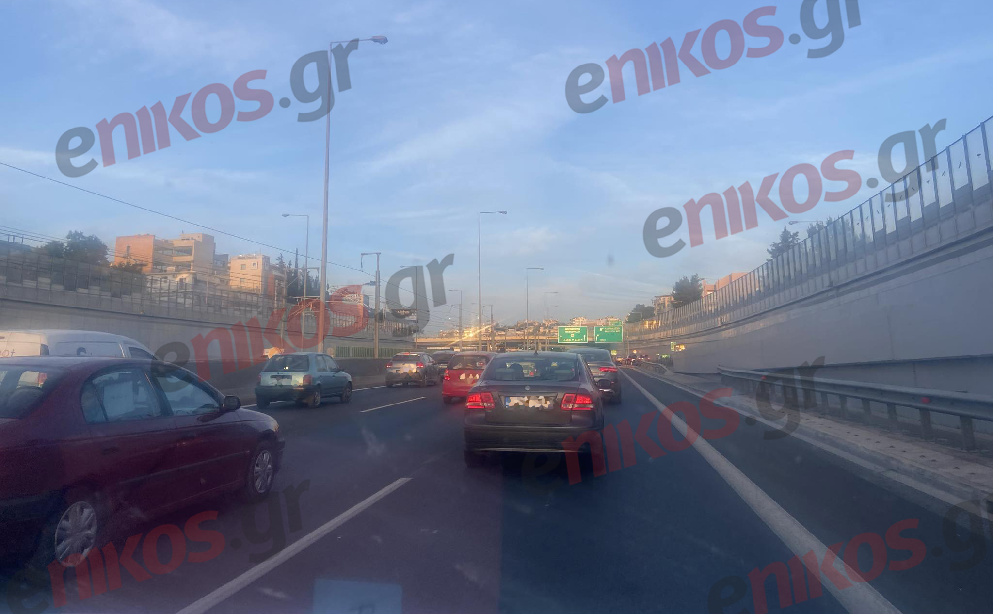 Κίνηση: Στο «κόκκινο» η Αττική Οδός – ΦΩΤΟ αναγνώστη