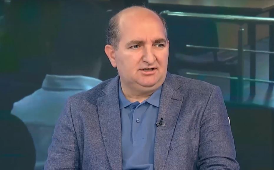 Λεονάρδος Μπελέρης: Το μισό υπουργικό συμβούλιο του Ράμα θα πάει φυλακή, εάν ο Φρέντι γίνει δήμαρχος στη Χειμάρρα