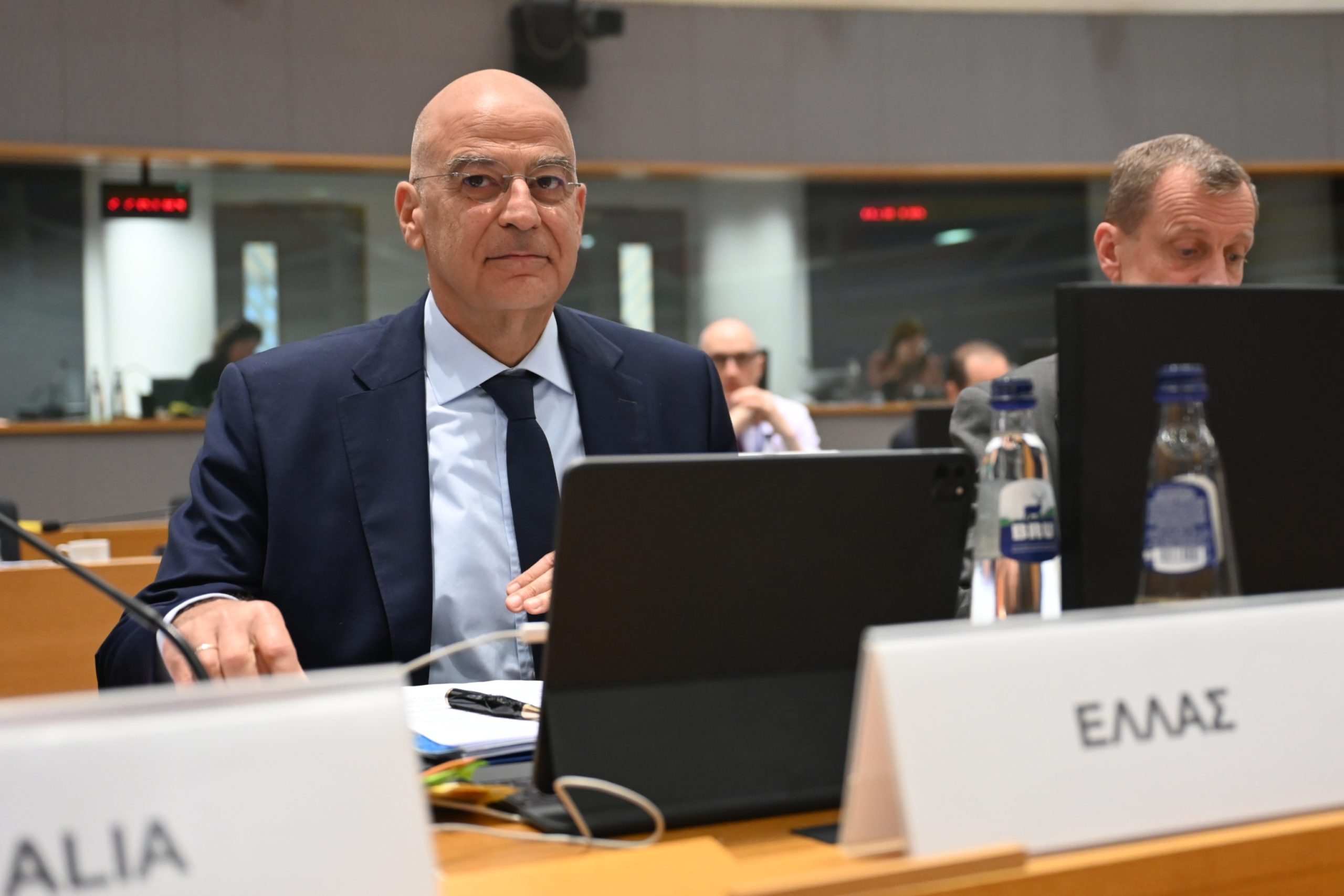 Νίκος Δένδιας: Ένα βήμα πιο κοντά στην ενιαία ευρωπαϊκή άμυνα – ΒΙΝΤΕΟ