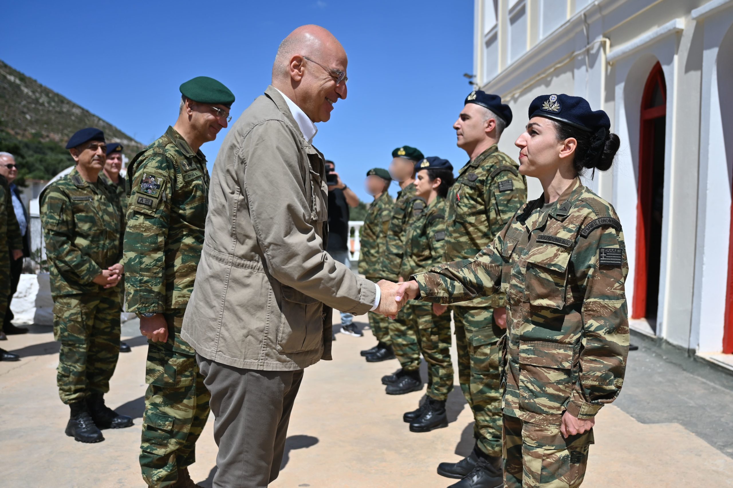 Νίκος Δένδιας: Στην πυραυλάκατο «Κρυσταλλίδης» στο λιμάνι της Μεγίστης