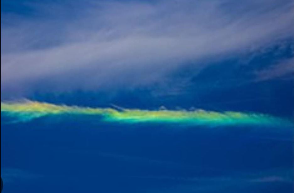 «Fire Rainbow»: O Θοδωρής Κολυδάς εξηγεί το σπάνιο φαινόμενο που εμφανίστηκε στον ουρανό την Τετάρτη