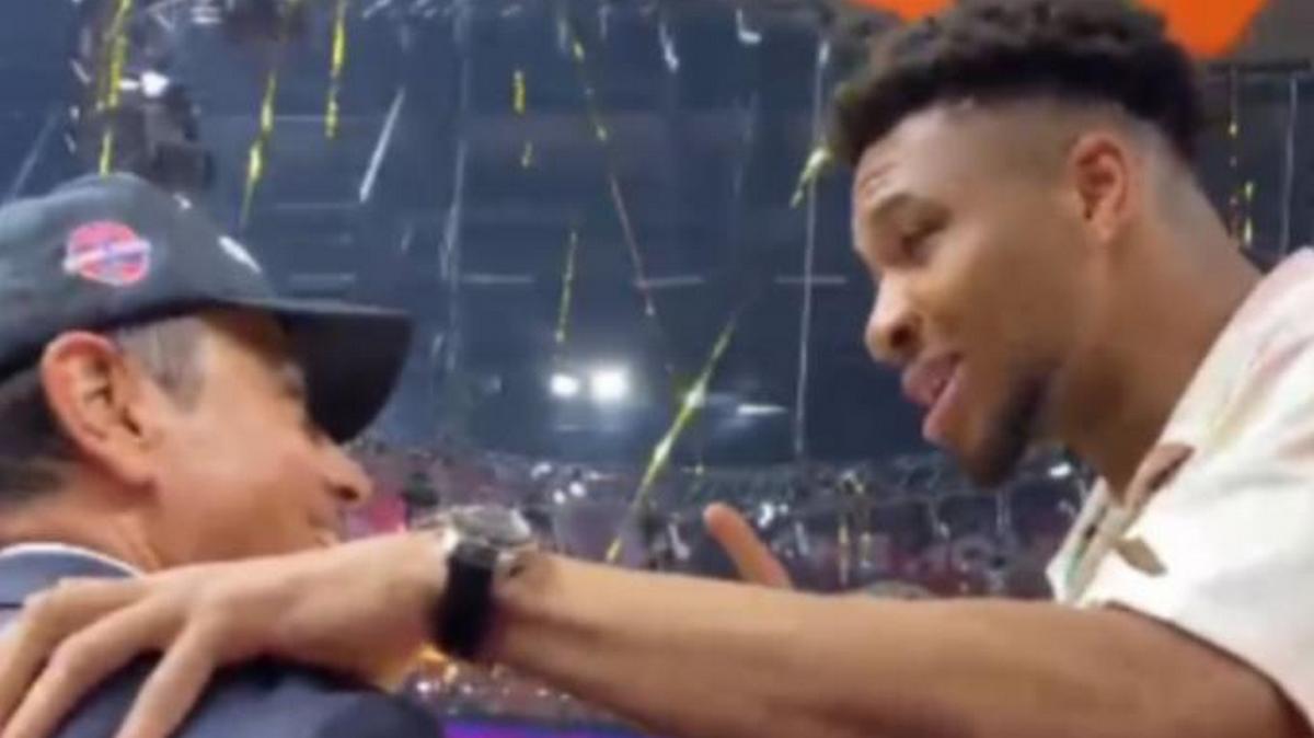 Γιάννης Αντετοκούνμπο σε Εργκίν Αταμάν: «Είσαι ο νούμερο 1 κόουτς»