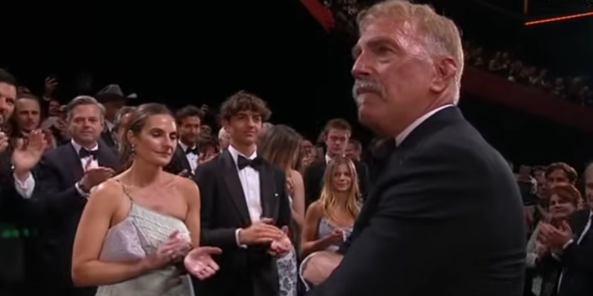 Κέβιν Κόστνερ: Τα δάκρυά του στις Κάννες και το χειροκρότημα των 7 λεπτών