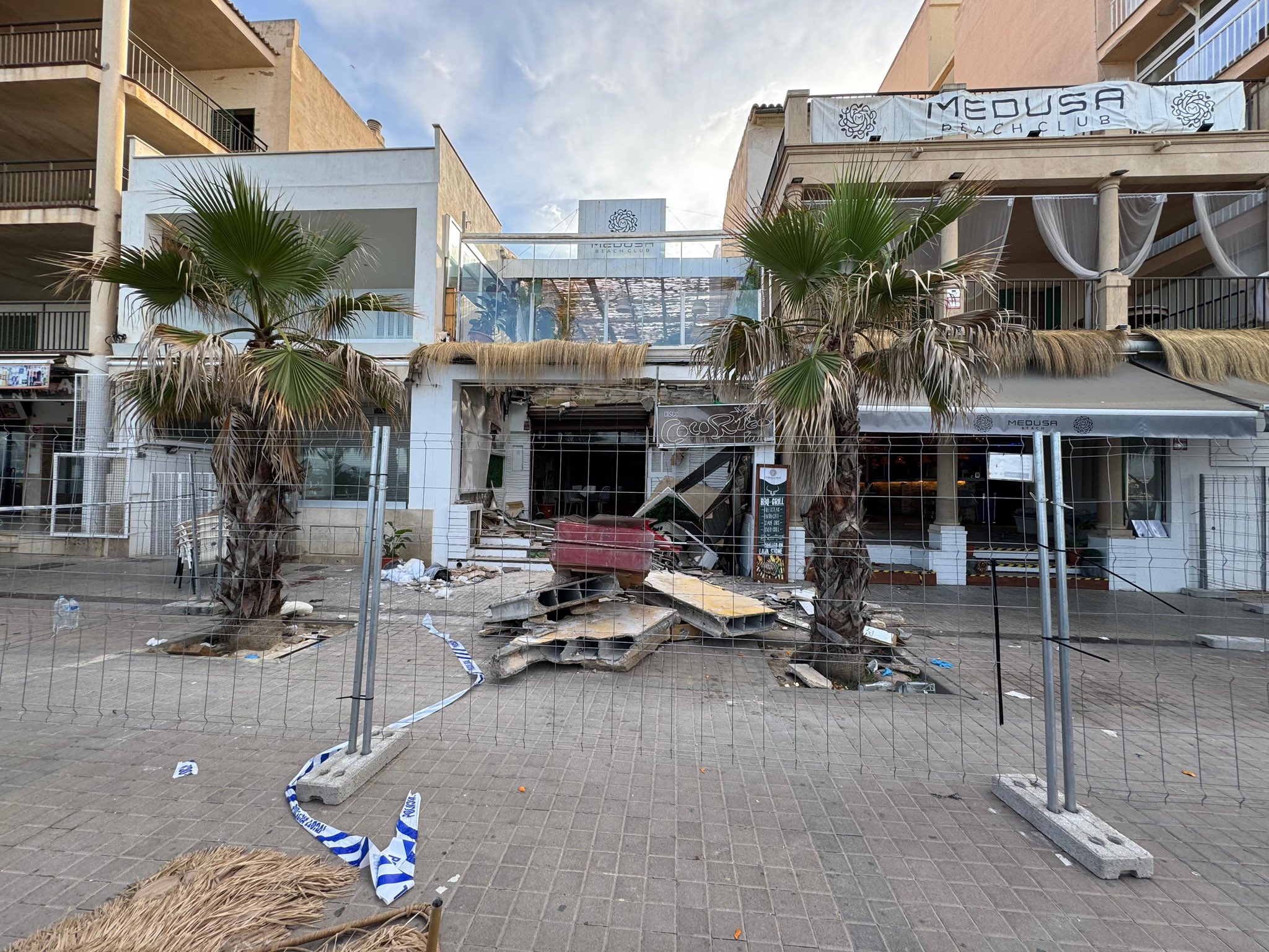 Τραγωδία στην Μαγιόρκα: Η διαφήμιση για την ταράτσα που κατέρρευσε και ο νεκρός ήρωας από την Σενεγάλη