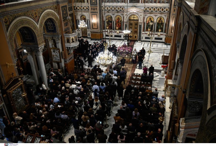 Μεγάλη Παρασκευή: Δείτε live την Ακολουθία του Επιταφίου Θρήνου