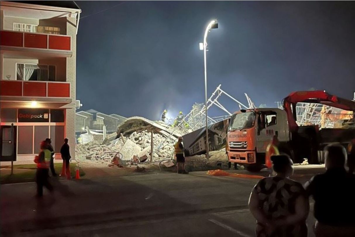Νότια Αφρική: Τέσσερις νεκροί και δεκάδες παγιδευμένοι εξαιτίας κατάρρευσης κτιρίου