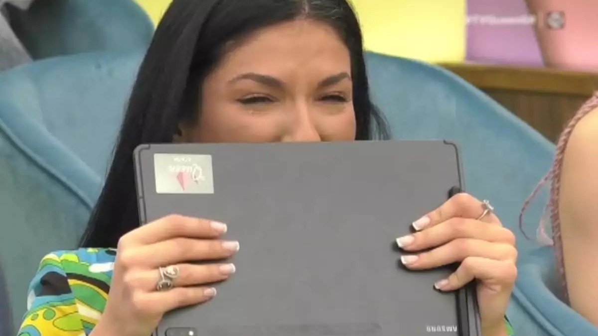 Tv Queen: Κατέρρευσε η Αγάπη στη Νανά Παλαιτσάκη – «Ένιωσα ότι γελοιοποιήθηκα τελείως»