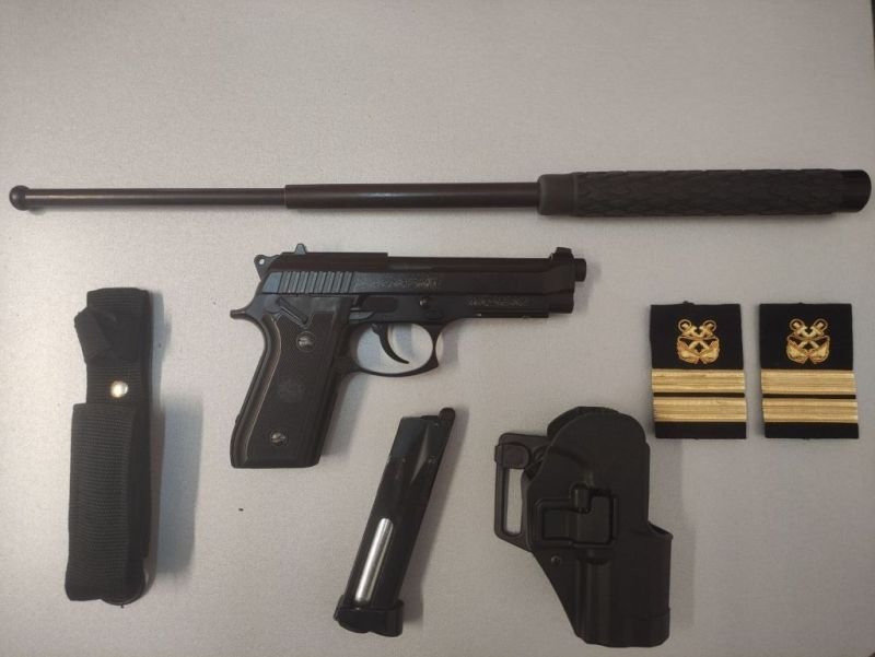 Άγιος Κοσμάς: Συνελήφθη 46χρονος που κατείχε όπλο με γεμιστήρα – Παρίστανε τον λιμενικό