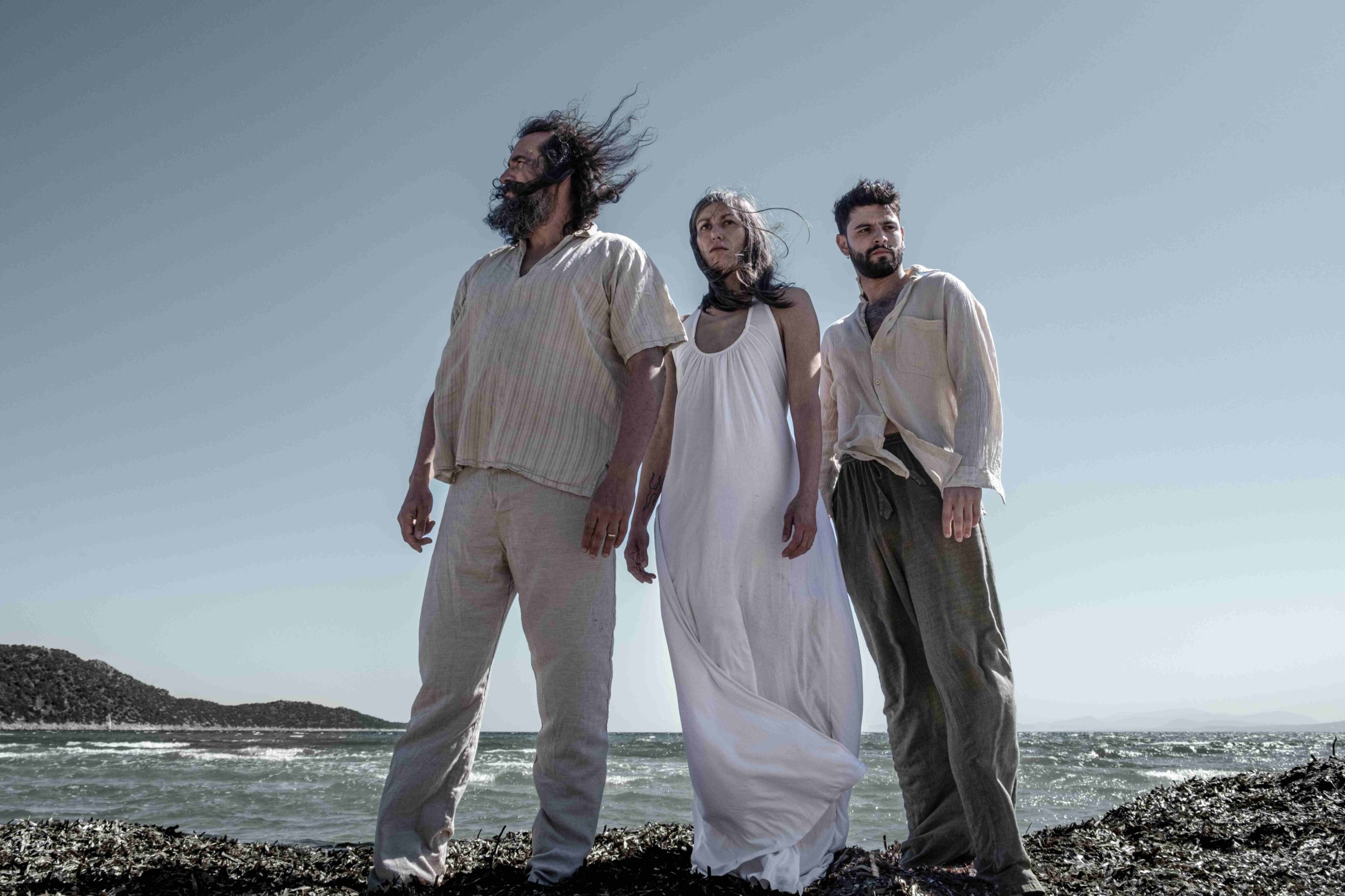 Τάσος Νούσιας: Από πειρατής στη «Μάγισσα» γίνεται ψαράς στο «Η θάλασσα και ο γέρος» 3 theatro nousias scaled