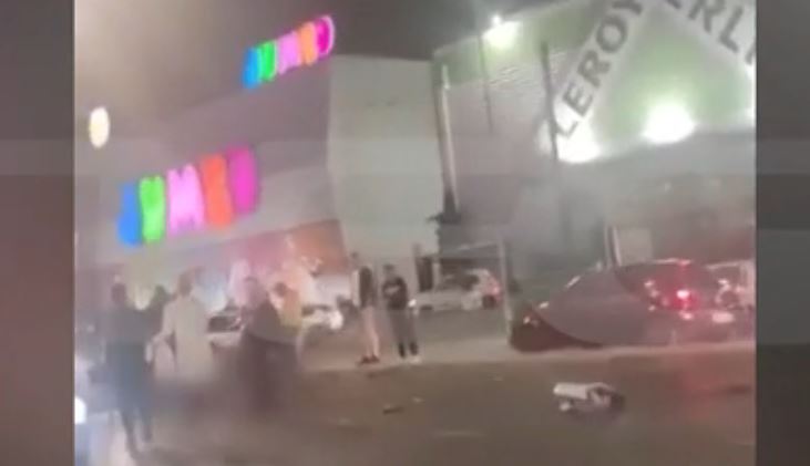 Βίντεο ντοκουμέντο από το τροχαίο στην Πειραιώς: «Εμφανίστηκαν ξαφνικά μπροστά μου» λέει ο 26χρονος οδηγός – Διασωληνωμένος ο 5χρονος