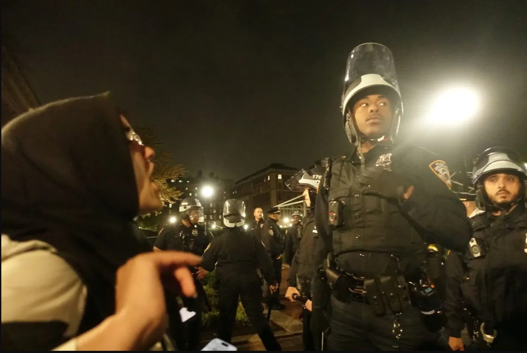 ΗΠΑ: Αστυνομικός πυροβόλησε στο Πανεπιστήμιο Κολούμπια κατά τη διάρκεια απομάκρυνσης φιλοπαλαιστινίων