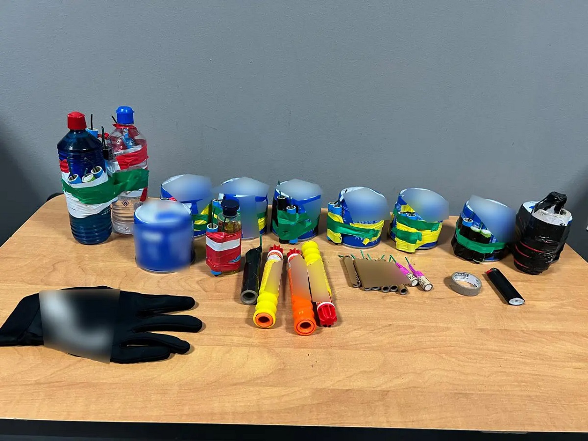 Αττική: 7 συλλήψεις το βράδυ της Ανάστασης για κατασκευή – κατοχή εμπρηστικών και εκρηκτικών υλών, κροτίδων και βεγγαλικών