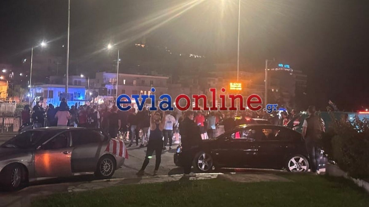 Χαλκίδα: Χαμός στη «Γέφυρα του Ευρίπου» από τους οπαδούς του Ολυμπιακού – ΒΙΝΤΕΟ