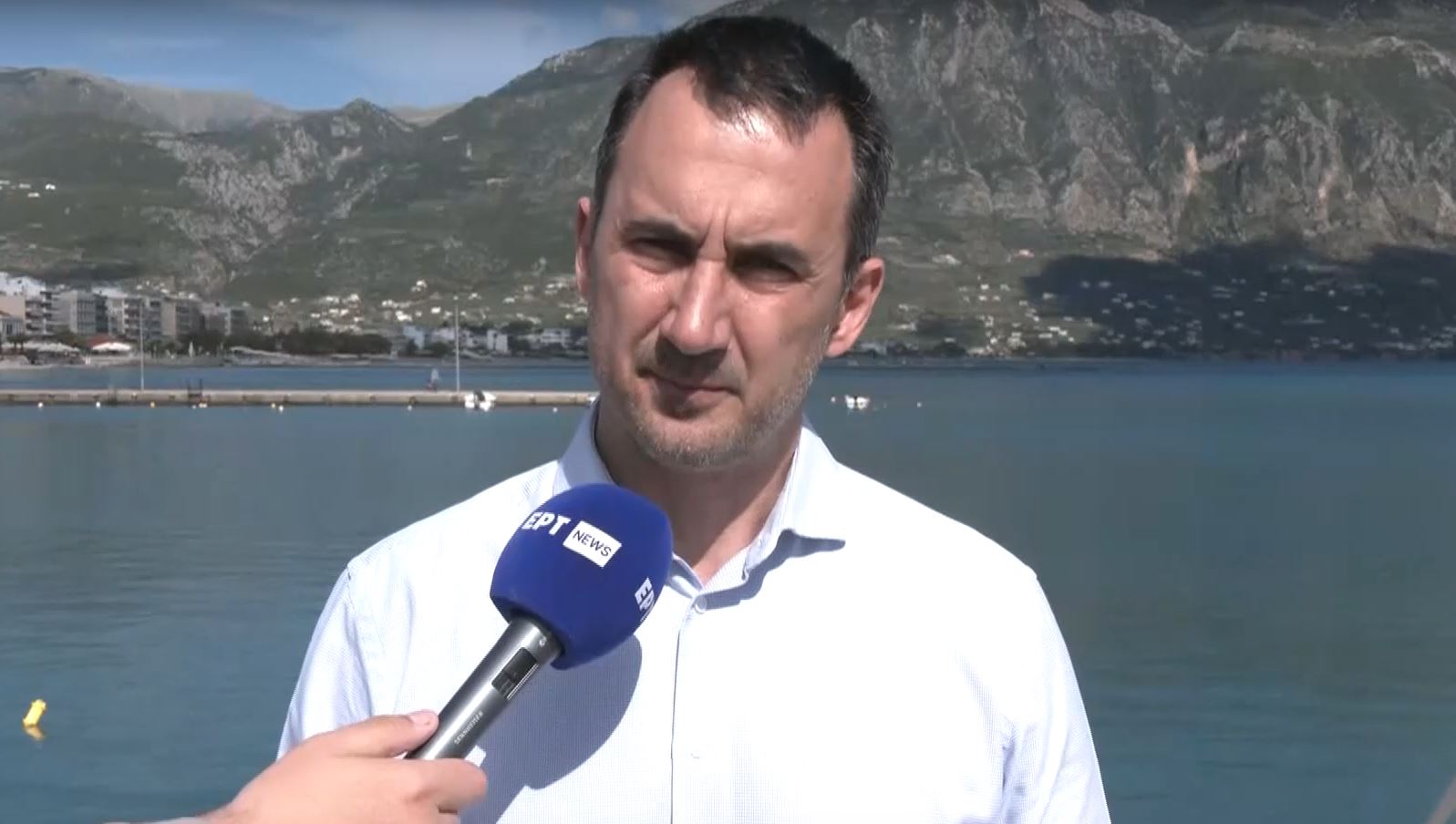 Αλέξης Χαρίτσης: Να κρατήσουμε το φως, την αλληλεγγύη, την οικουμενική προσδοκία για ειρήνη και δικαιοσύνη