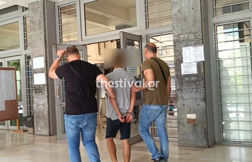 Θεσσαλονίκη: Ελεύθερος με όρους ο 25χρονος που κατηγορείται για εμπρησμό στο Σέιχ Σου