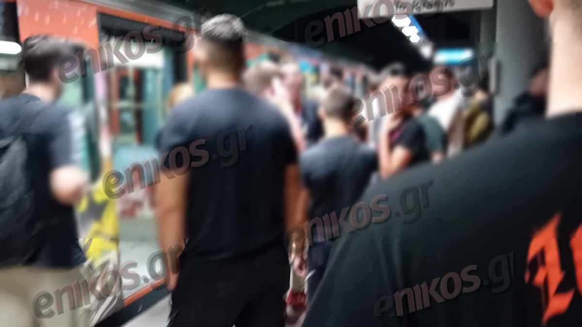 Ακινητοποιήθηκε συρμός του ΗΣΑΠ στον σταθμό «Αττική» εξαιτίας σπασμένων τζαμιών – ΦΩΤΟ αναγνώστη