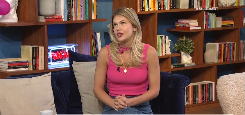 Κλέλια Ανδριολάτου: «Υπήρχε πείραγμα στο σχολείο και ντρεπόμουν πάρα πολύ, δεν ήθελα καθόλου να ξέρουν»