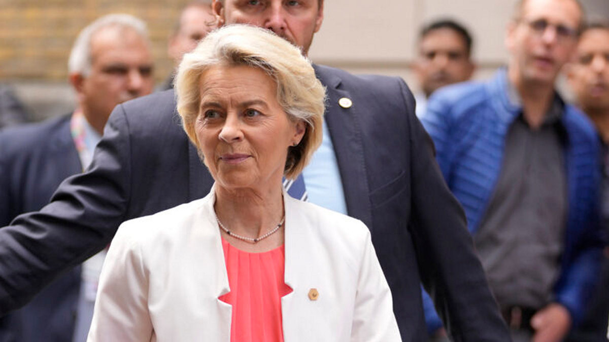 Στο τιμόνι της Ευρωπαϊκής Επιτροπής για άλλα πέντε χρόνια η Ούρσουλα φον ντερ Λάιεν