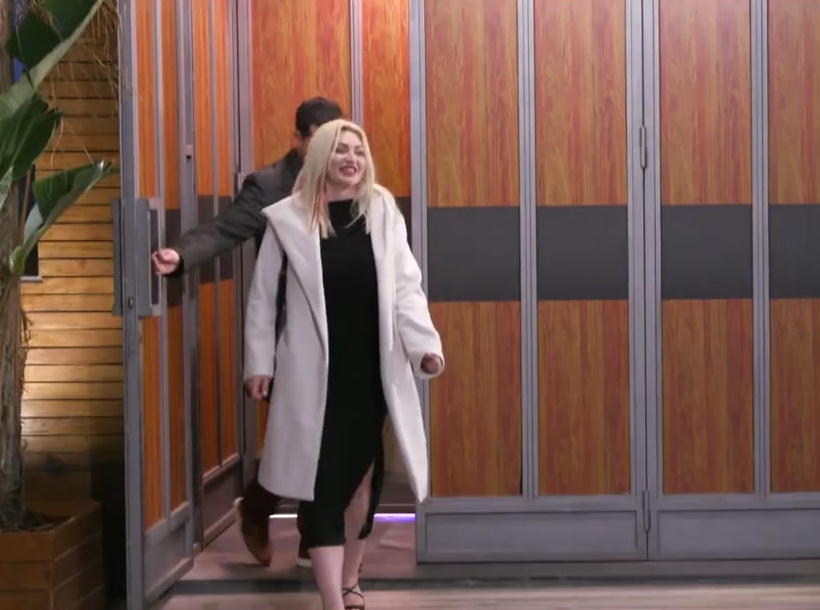 First Dates: Η Φελίσια έρχεται από το Λονδίνο με μεγάλο ενθουσιασμό – Θα καταφέρει να «ξεκλειδώσει» τον Δημήτρη;