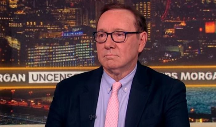 Κέβιν Σπέισι